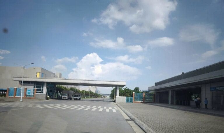 Công trình nhà máy điện tử FDI tại Bắc Ninh sử dụng vít bắn tôn và vít kết cấu thép do IVIT cung cấp